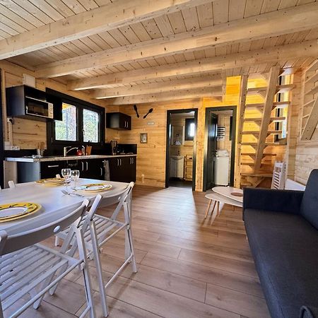 Parc Residentiel De Loisir : Le Loup Blanc Du Riou Hotell Barcelonnette Eksteriør bilde
