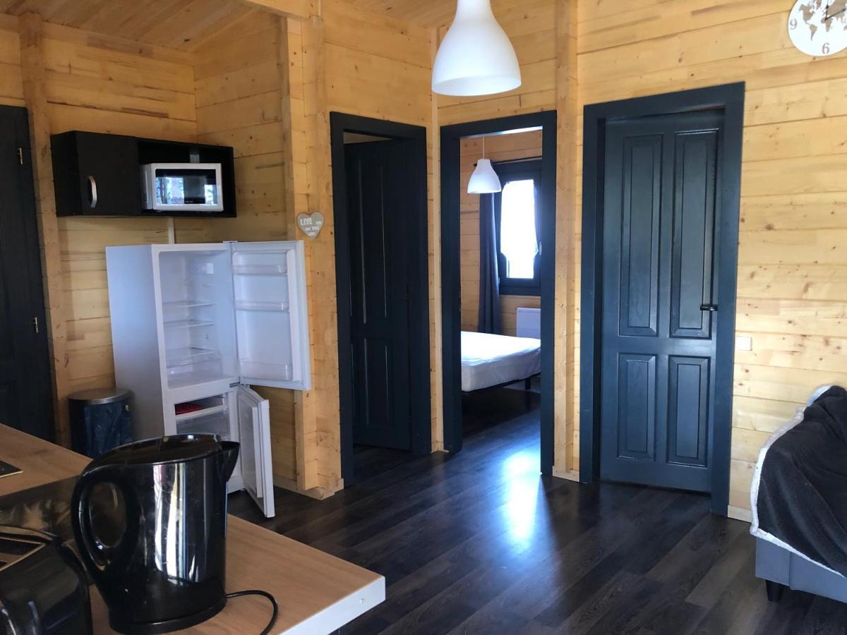 Parc Residentiel De Loisir : Le Loup Blanc Du Riou Hotell Barcelonnette Eksteriør bilde