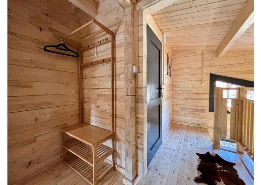 Parc Residentiel De Loisir : Le Loup Blanc Du Riou Hotell Barcelonnette Eksteriør bilde
